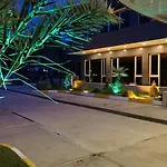 Ada Newday Hotel 3*