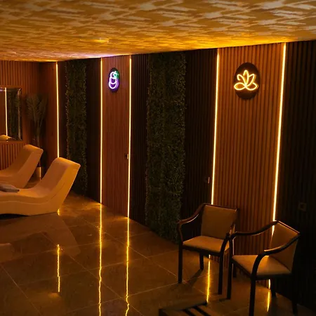 Ada Newday Hotell Kusadası