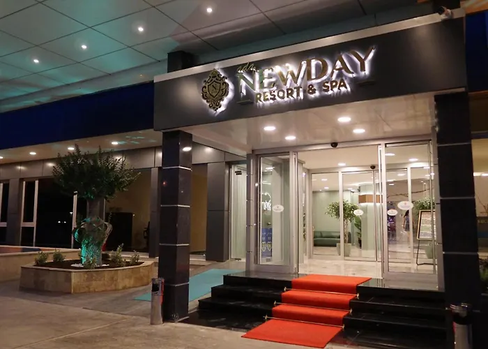 Ada Newday 호텔 쿠사다시