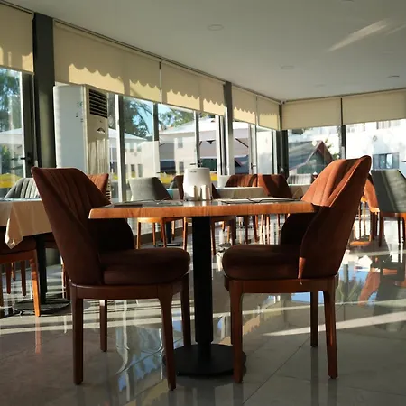 Hotell Ada Newday