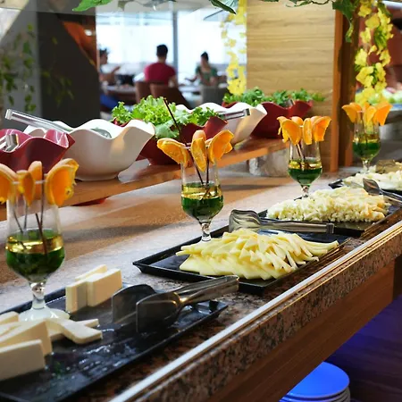 Hotell Ada Newday Kusadası